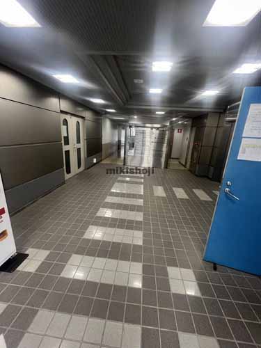 原田センタービル エントランス1