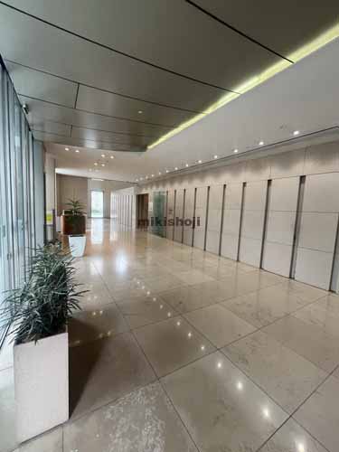 海老名市の海老名プライムタワー エントランス2