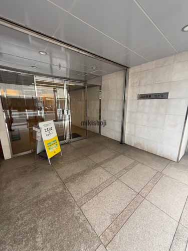 藤沢市の森谷産業旭ビル エントランス2