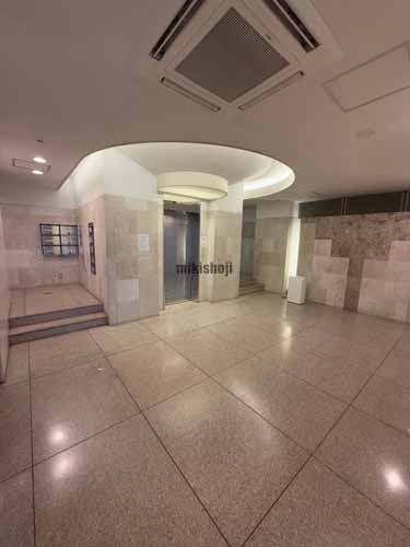 藤沢市の森谷産業旭ビル エレベーターホール1