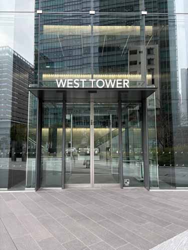 横浜シンフォステージ　ウエストタワー エントランス2