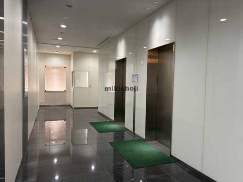 新横浜の新横浜ＳＨビル エレベーターホール1