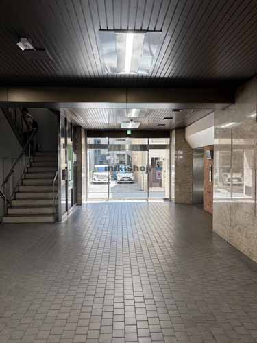 名駅・那古野の花車ビル北館 エントランス1