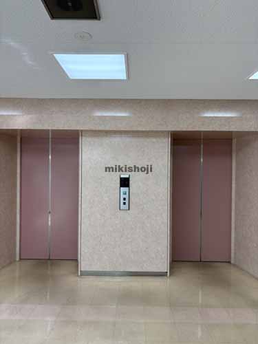 名駅・那古野の花車ビル北館 エレベーターホール1