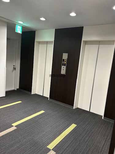 原ビルディング エレベーターホール1
