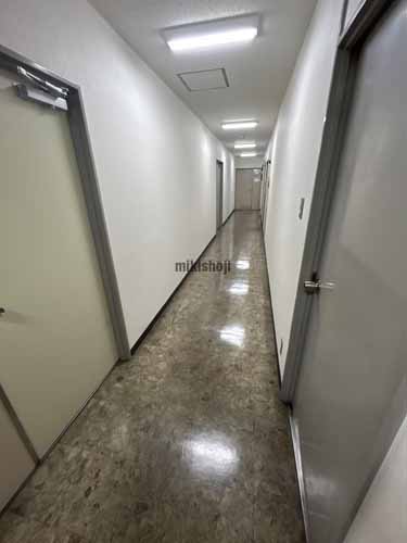 名駅南・平池町の名駅ユタカビル エレベーターホール1