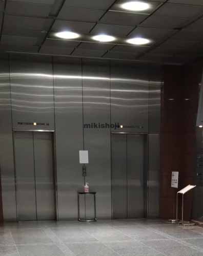名駅・那古野の名駅錦橋ビル エレベーターホール1