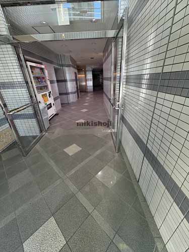 名駅南・平池町のＡＥビル エントランス1