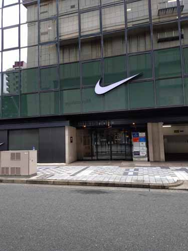 栄のいちご栄ビル 外観2