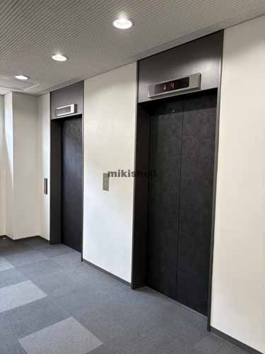 栄のＮＵＰ伏見ビル エレベーターホール2