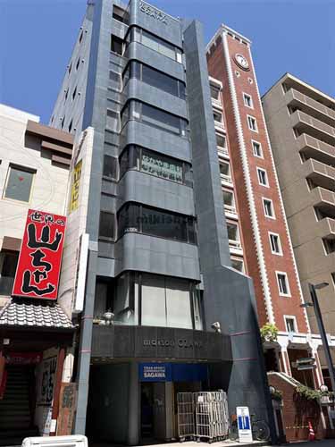 栄のメーゾンオザワビル 外観2