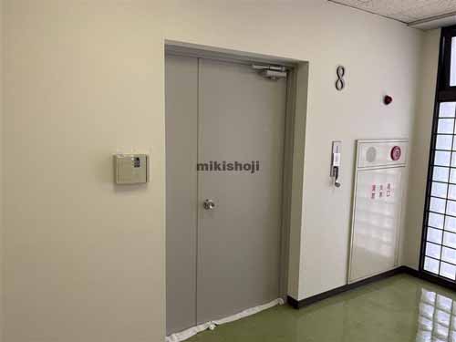 栄のメーゾンオザワビル エレベーターホール2
