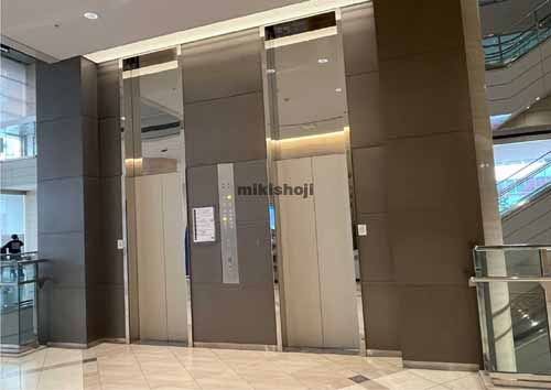 東桜・泉・葵のＮＨＫ名古屋放送センタービル エレベーターホール1