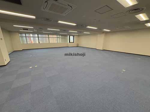 ふぁみ～ゆ葵ビル 貸室内1