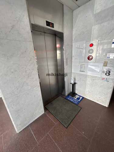 浜松市全域の水谷ビル エレベーターホール1