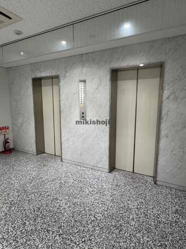 四日市市全域の第３加藤ビル エレベーターホール1