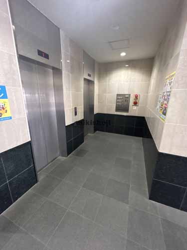 ＵＮビル エレベーターホール1