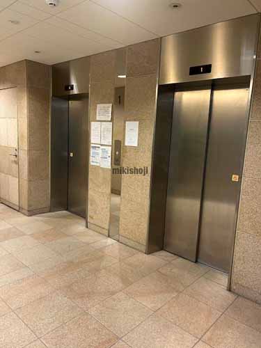 ＭＬＪ丸の内ビル エレベーターホール1