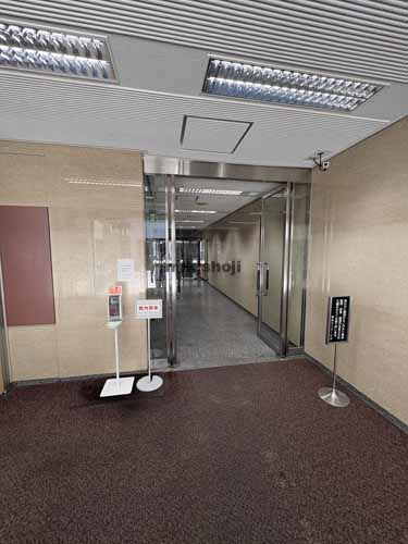 松本市全域の昭和センタービル エントランス1