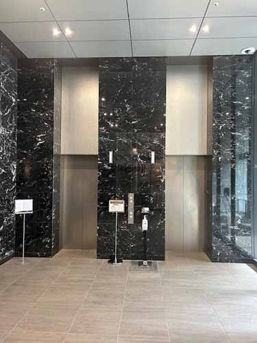 名駅・那古野の名古屋三交ビル エントランス1