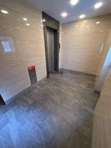 名駅・那古野のエスカ名駅東ビル エレベーターホール1