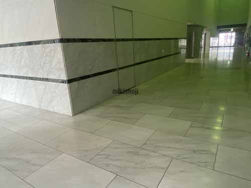 梅田・堂島・中之島の大阪第一生命ビルディング エントランス4