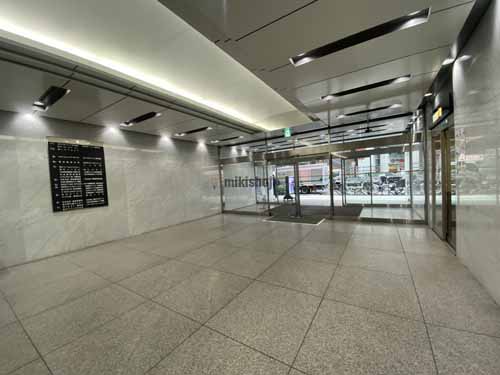 梅田・堂島・中之島の日本生命梅田ビル エントランス4