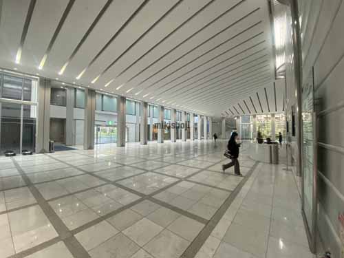 芝田・茶屋町・大深町の梅田センタービル エントランス5