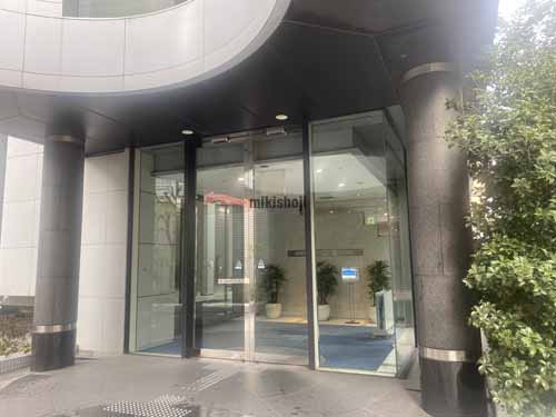 芝田・茶屋町・大深町の梅田センタービル エントランス8