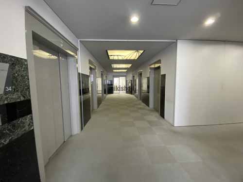 中津・大淀の梅田スカイビル エレベーターホール5