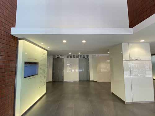 瓦町～久太郎町のＮＲＥＧ御堂筋ビル エントランス4