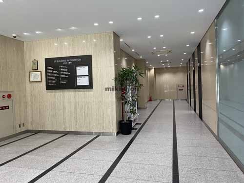 大阪ＪＰビル エントランス5