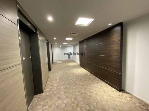 東京建物本町ビル エレベーターホール2
