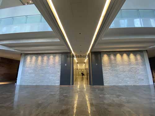 大阪国際ビルディング エントランス2