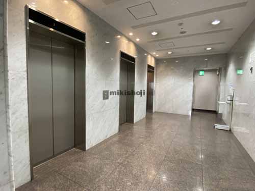 住友生命本町第２ビル エントランス2