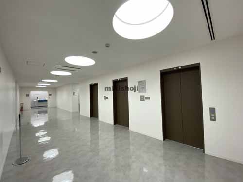 八木ビル エレベーターホール2