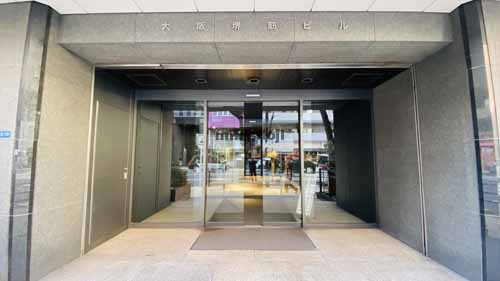 北久宝寺町～博労町の大阪堺筋ビル エントランス5