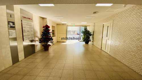 中博ビル エントランス7