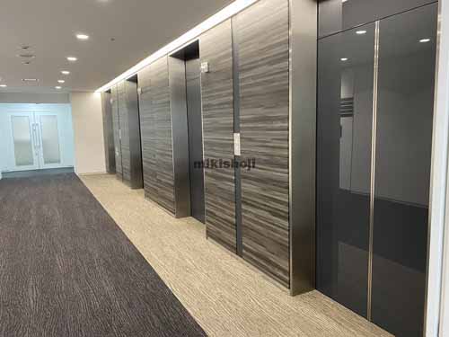 瓦町～久太郎町の野村不動産大阪ビル エレベーターホール1