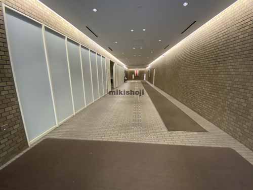 瓦町～久太郎町の明治安田生命備後町ビル エントランス6