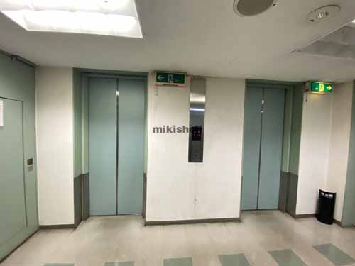 本町サザンビル エレベーターホール1