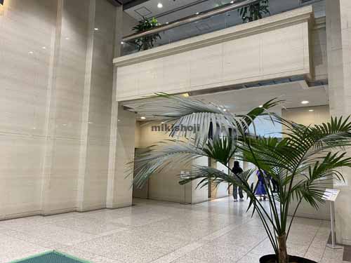 瓦町～久太郎町の御堂筋本町ビル エントランス1