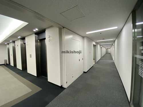 瓦町～久太郎町の御堂筋本町ビル エレベーターホール1