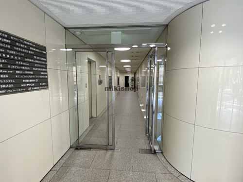 本丸田ビル エントランス1