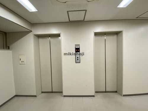 本丸田ビル エントランス4