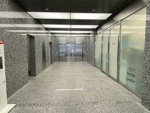 瓦町～久太郎町の井門瓦町第２ビル エントランス2