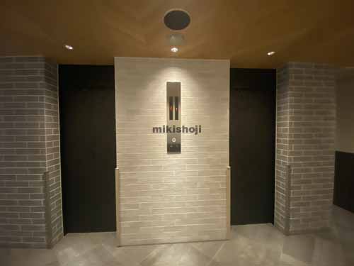 本町コラボビル エントランス3