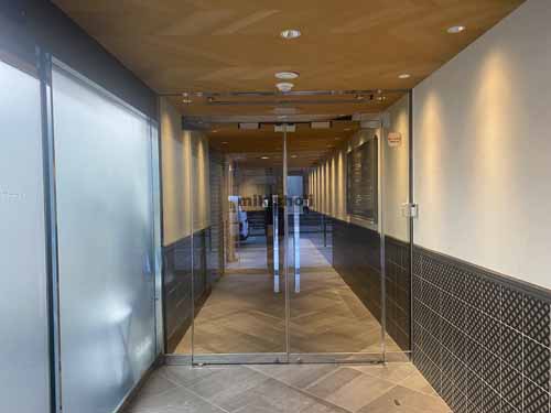 本町コラボビル エントランス9