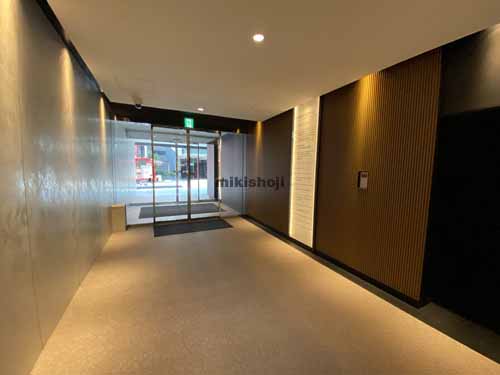 瓦町～久太郎町の山陽染工瓦町ビル エントランス6