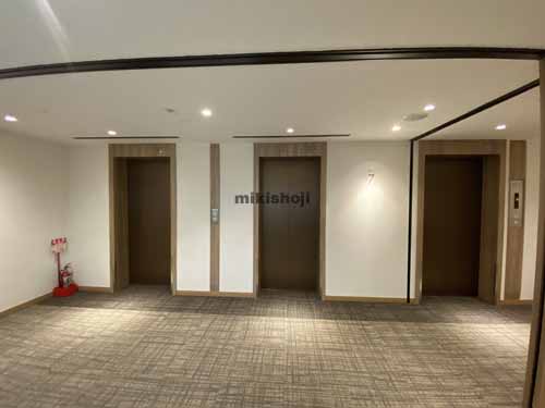 瓦町～久太郎町の山陽染工瓦町ビル エレベーターホール1